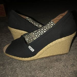 Pre loved Tom’s open toe wedges